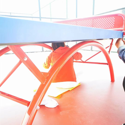 安裝乒乓球桌 安裝乒乓球桌